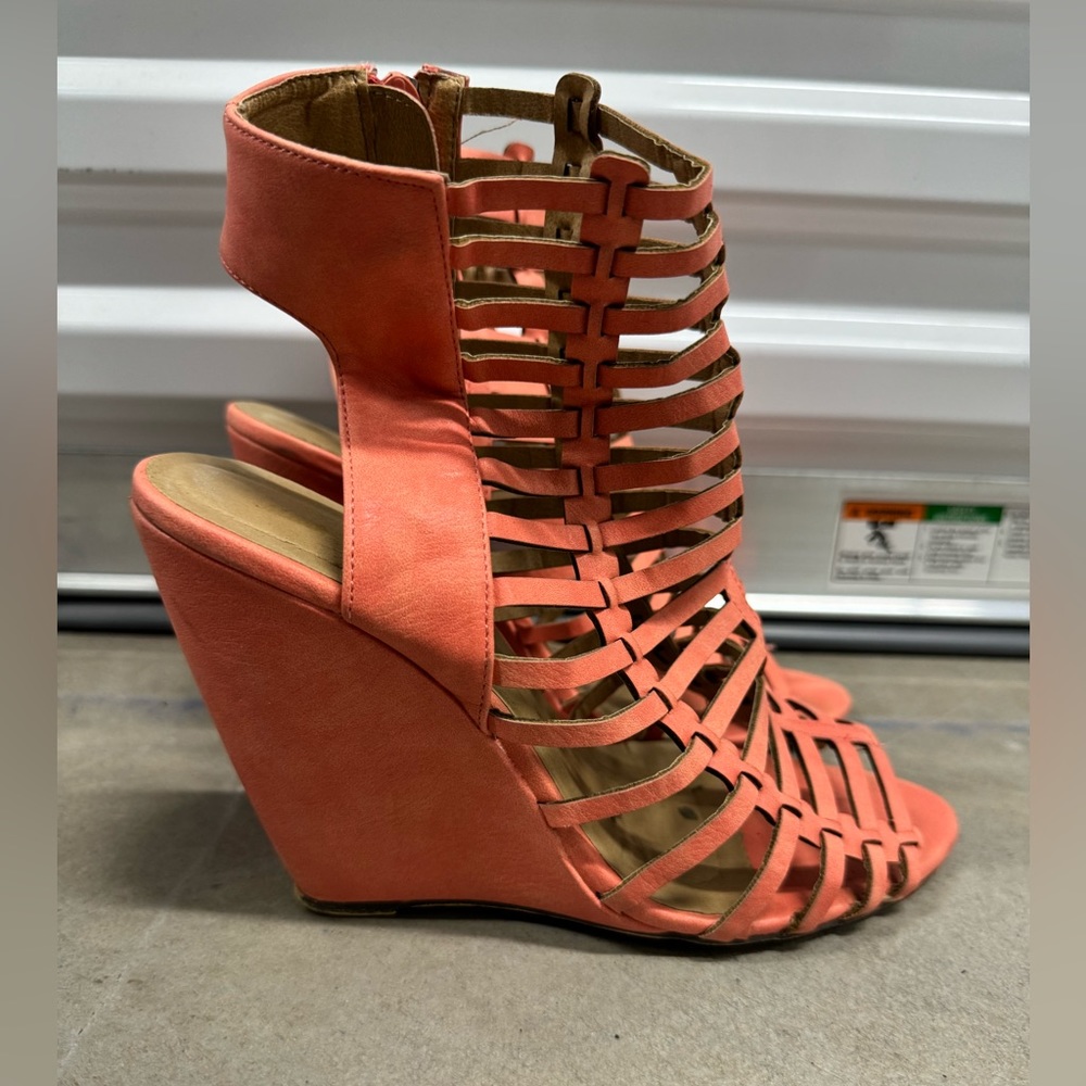 Wedge sandals